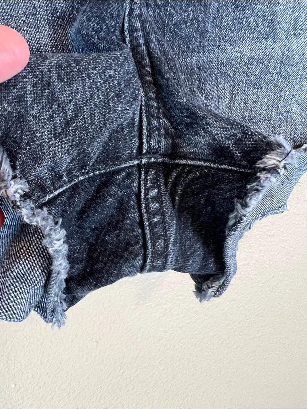 madewell relaxed denim shorts black